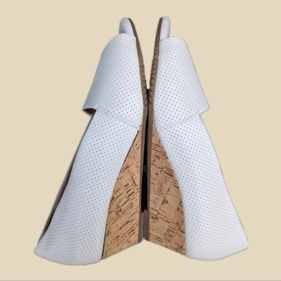 NEW Cork Wedge AEROSOLES Off-White Size 8 - Picture 2 of 7